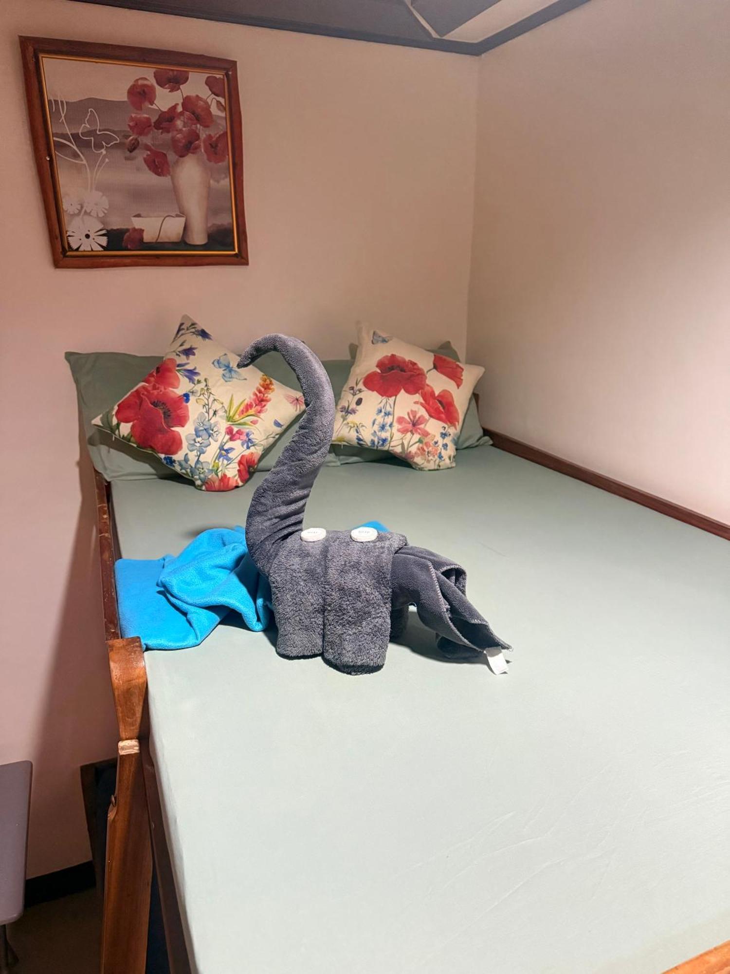 Lolo Bob'S Bed And Breakfast El Nido Luaran gambar